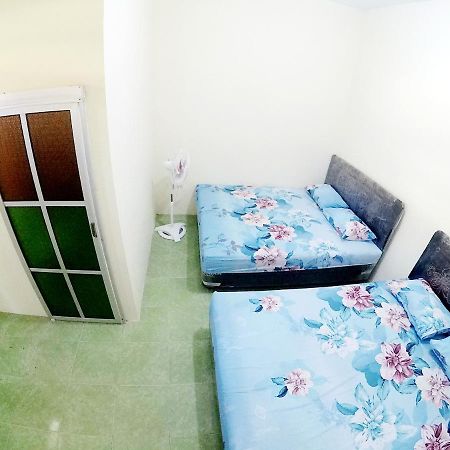 Ngadiwinatan Alleyway Guest House Jogja Yogyakarta Exterior foto