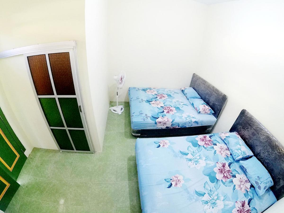 Ngadiwinatan Alleyway Guest House Jogja Yogyakarta Exterior foto